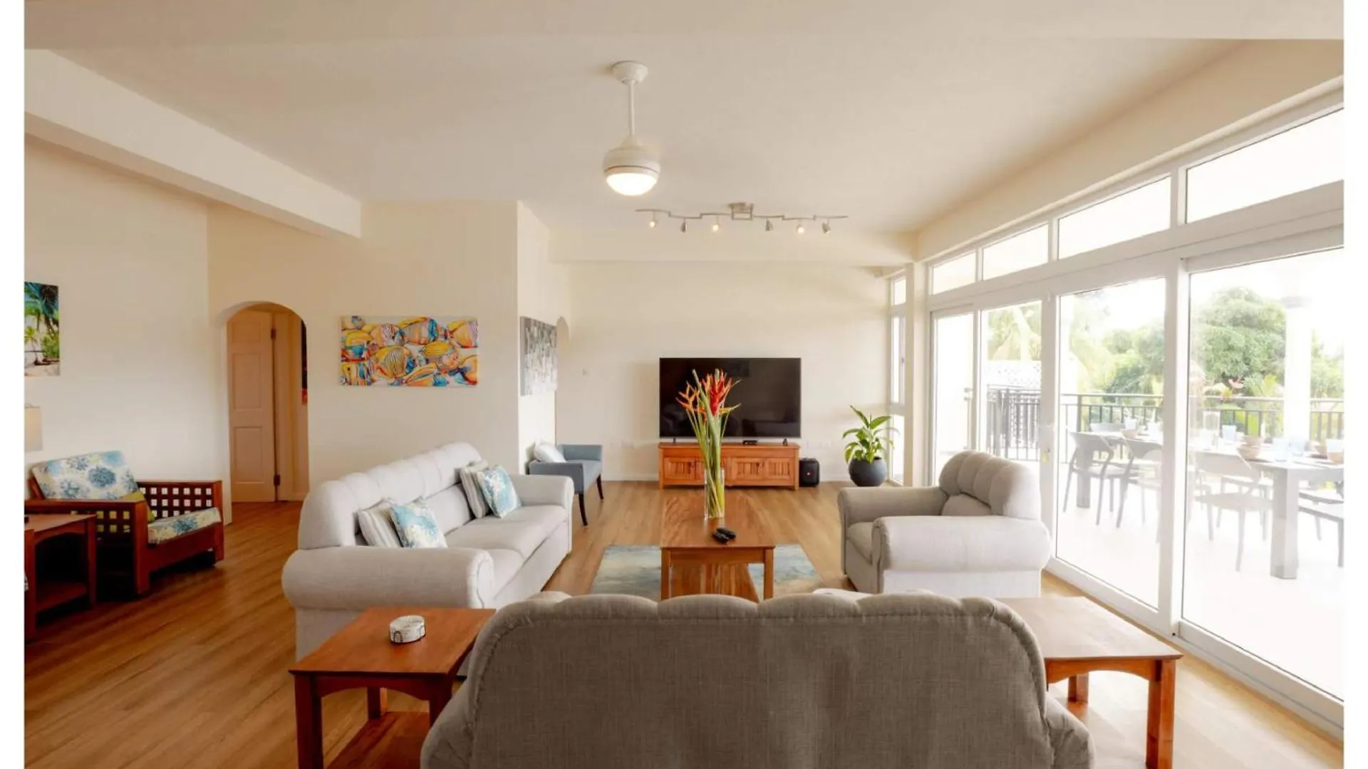 Luxurious Oasis For Groups Villa Rodney Bay 0*,  Saint Lucia